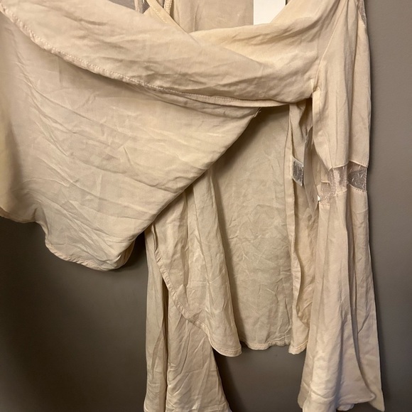 Others Follow shirt - cream boho bell sleeves open shoulder lace accents NWT - Picture 9 of 10